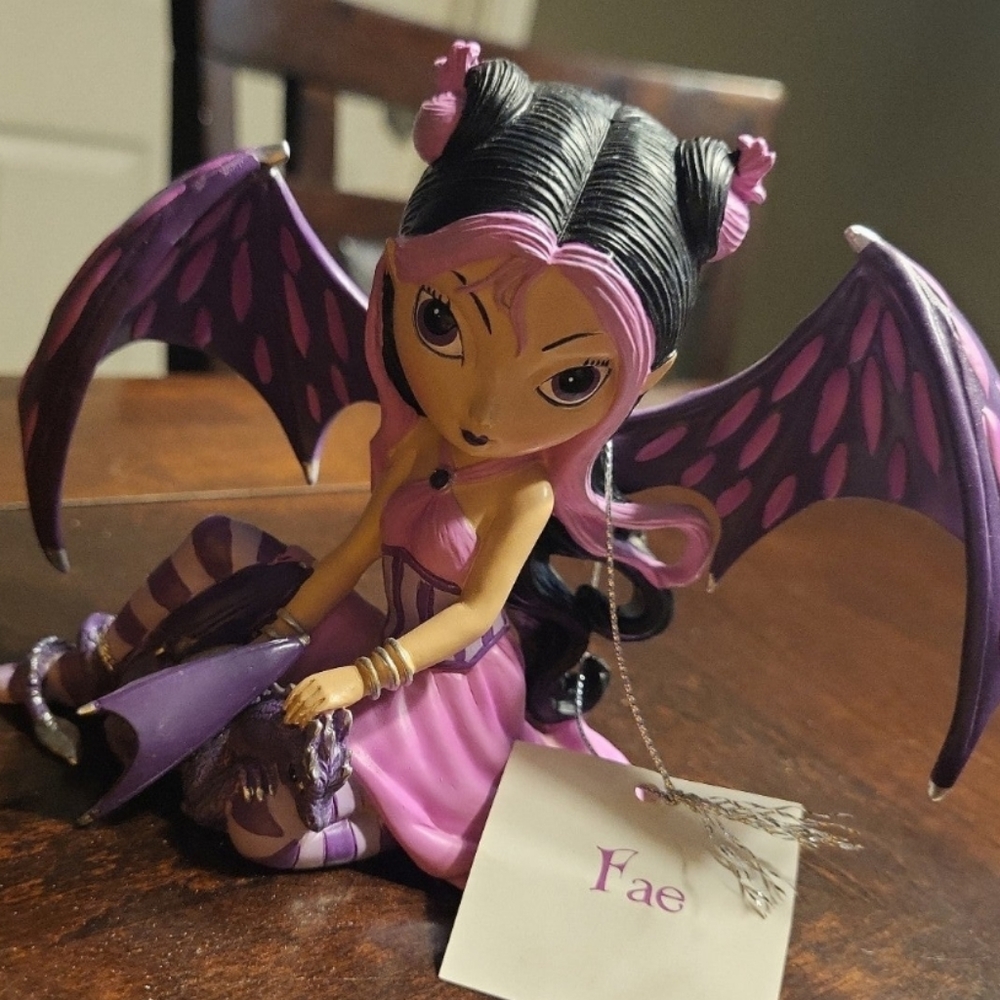 The Hamilton Collection Fairy Dragonling Figurine: Fae